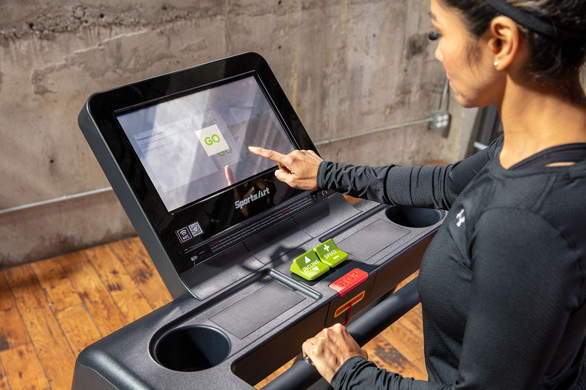 SportsArt, T674 Elite Treadmill, 16" Senza Touchscreen