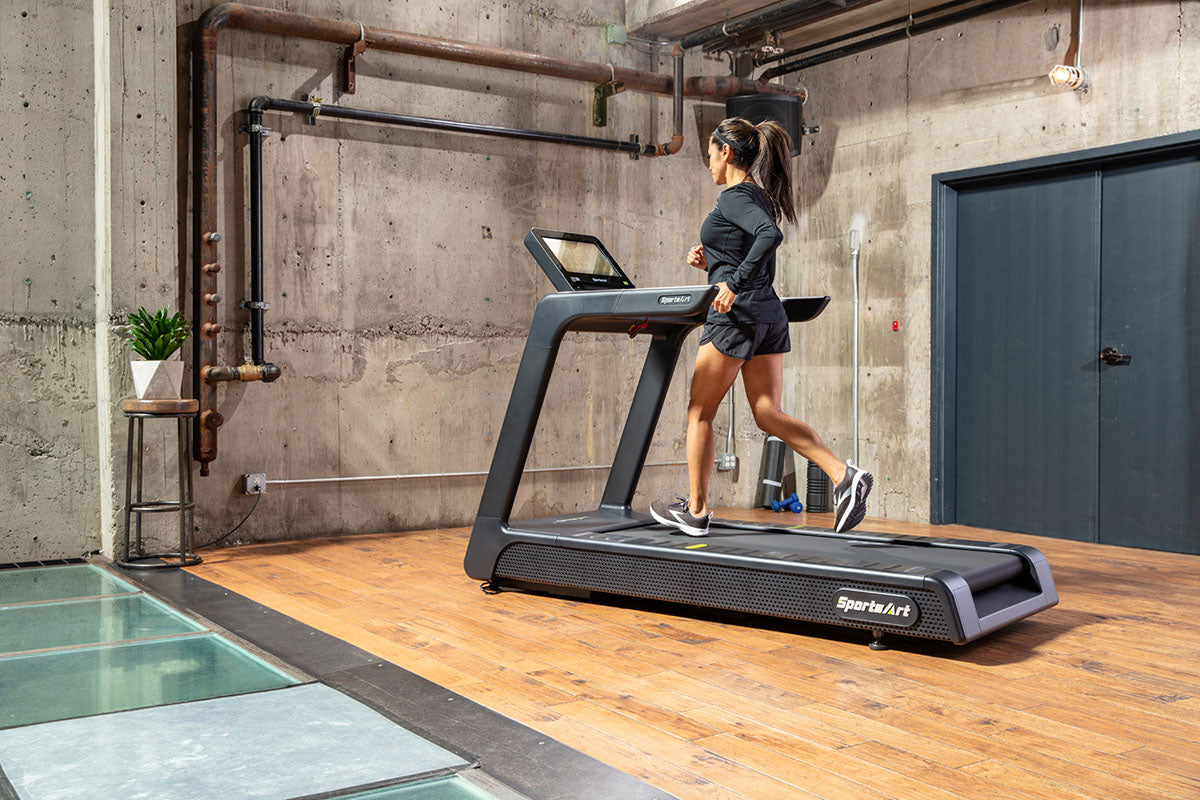 SportsArt, T674 Elite Treadmill, 16" Senza Touchscreen