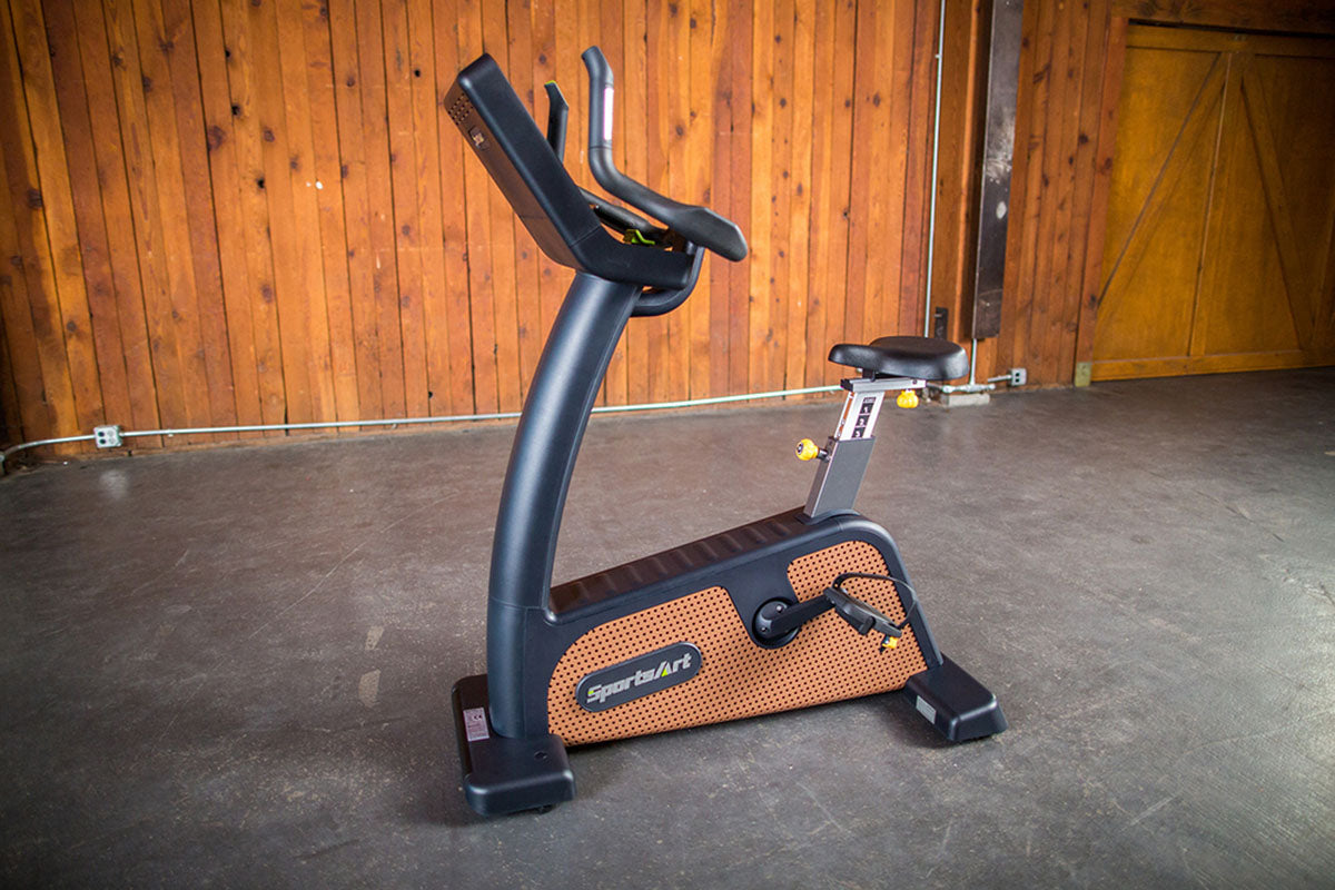 SportsArt C576U Status Eco-Natural Upright Cycle