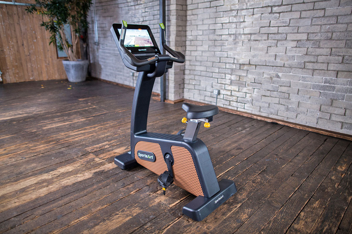 SportsArt, C576U Status Upright Cycle, 16" Senza Touchscreen