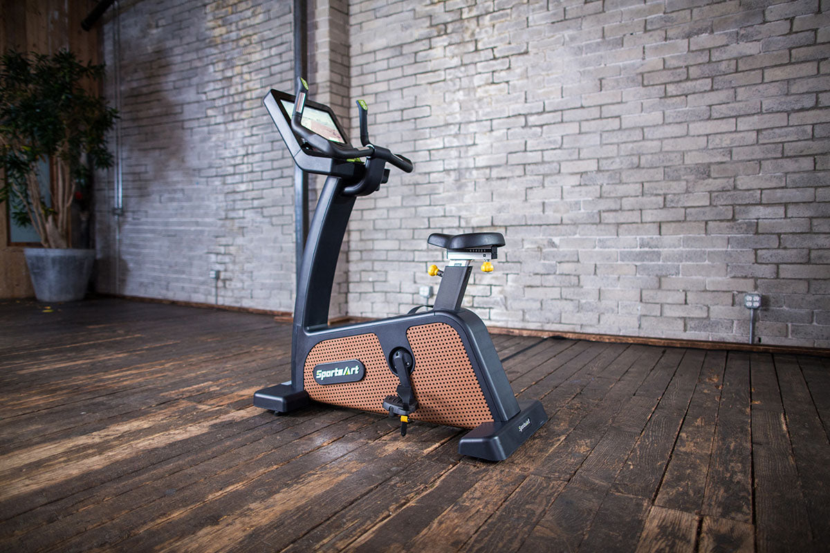 SportsArt, C576U Status Upright Cycle, 16" Senza Touchscreen