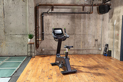 SportsArt, C574U Elite Upright Cycle, 13" Senza Touchscreen