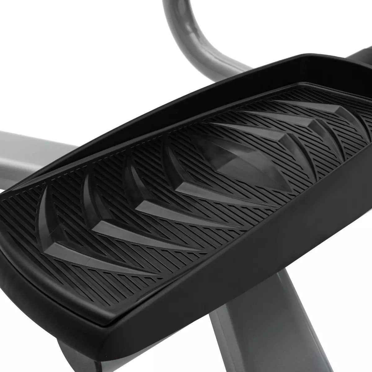 Spirit, CES880 Suspension Elliptical, 60" x 38" x 69"