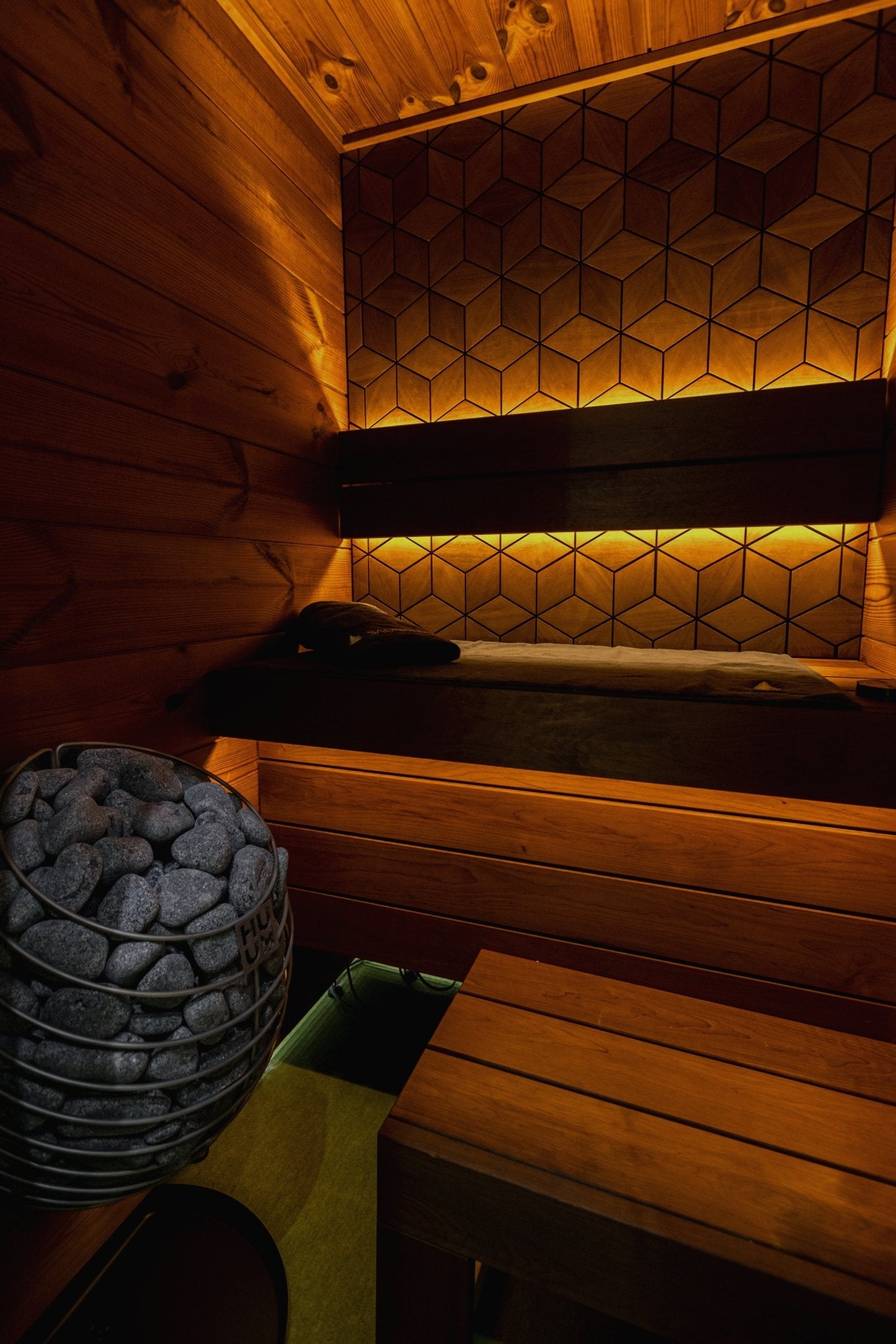 Leil Saunas Como 1 - 120 - 1 Person Indoor Sauna Kit -  product_vendor - Peak Primal Wellness